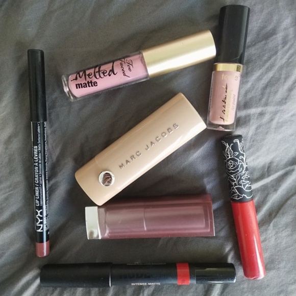 Lip Bundle (Marc Jacobs, Nudestix, Tarte, etc.) - Picture 1 of 1